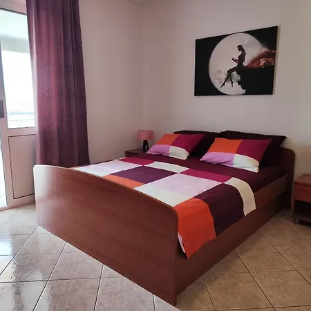 Apartments David 아파트 *