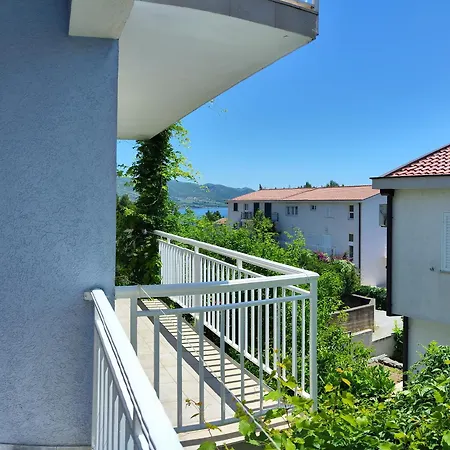 Mato Apartment Orebic