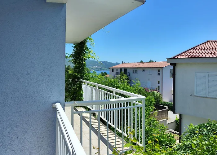 Mato Apartment Orebic